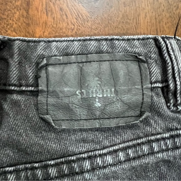Thrills Thelma Short Faded Black Cut Off Size W 22 - Picture 7 of 13